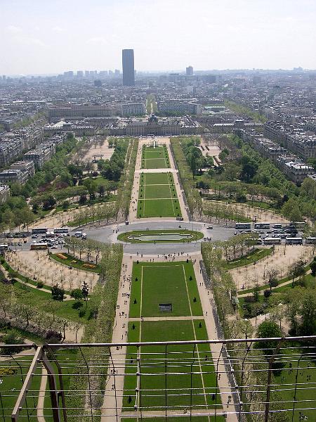 Paris (118), Champ de Mars.JPG